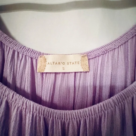 Size small - Picture 2 of 3